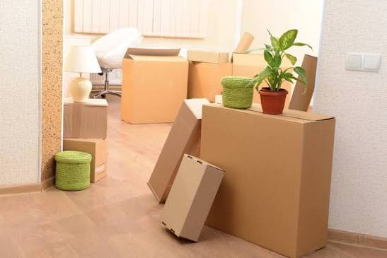 کارتن‌بندی منظم اثاثیه منزل